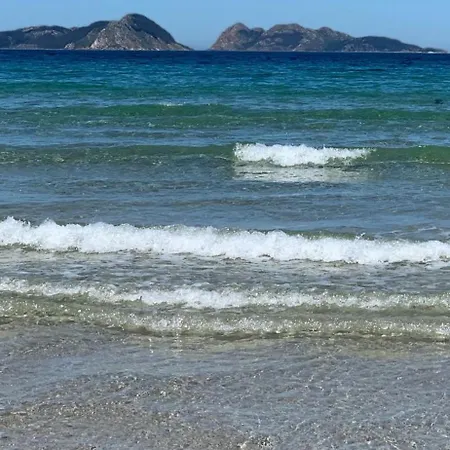 Amplio Piso A Pie De Playa De Patos. Nigrán. Apartamento *