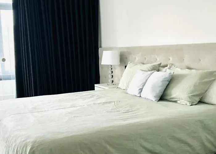 Amplio Piso A Pie De Playa De Patos. Nigran. Διαμέρισμα