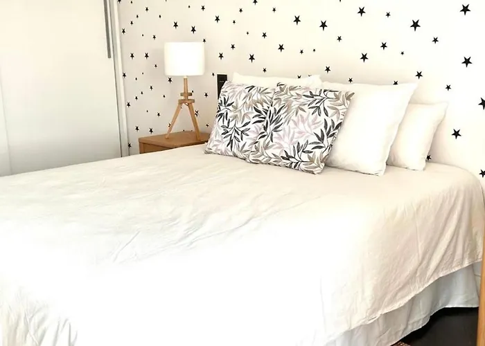 Amplio Piso A Pie De Playa De Patos. Nigran. Appartement *