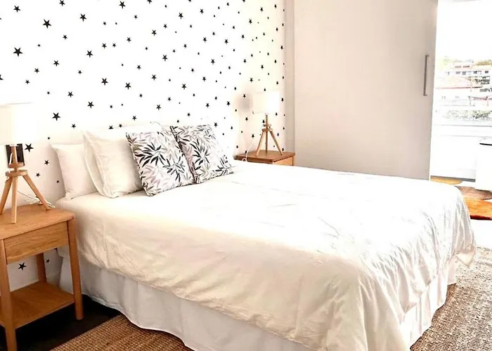 Amplio Piso A Pie De Playa De Patos. Nigran. Nigrán