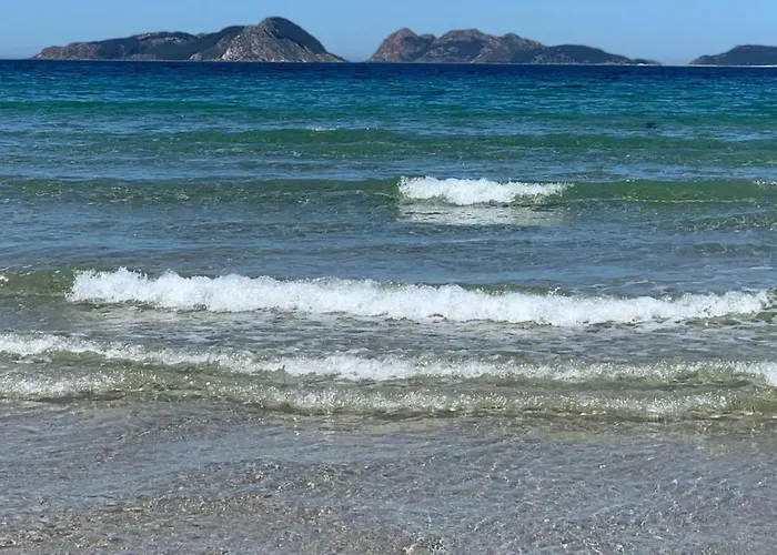 Amplio Piso A Pie De Playa De Patos. Nigran. Appartement *